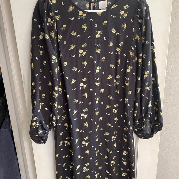 Puff-Sleeved Dress - Picture 1 of 7